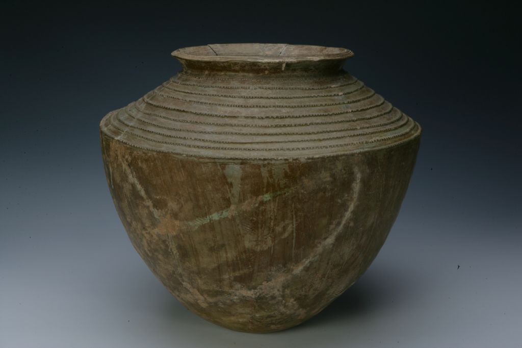 图片[1]-Original porcelain celadon stringed jar-China Archive